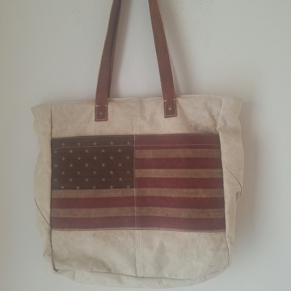Patriotic With Flag Canvas Shoulder Bag with Brown Pocket 10p - Picture 4 of 5